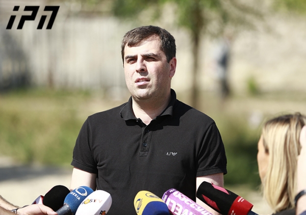 ხაშურში ტყის ხანძრის ლოკალიზაციის სამუშაოებში ვერტმფრენი ერთვება