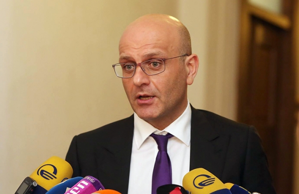 ფინანსთა მინისტრი მზადყოფნას გამოთქვამს, ყველა საკითხი მძღოლებთან ერთად გაიაროს, რათა არსებული პრობლემები უმტკივნეულოდ მოგვარდეს