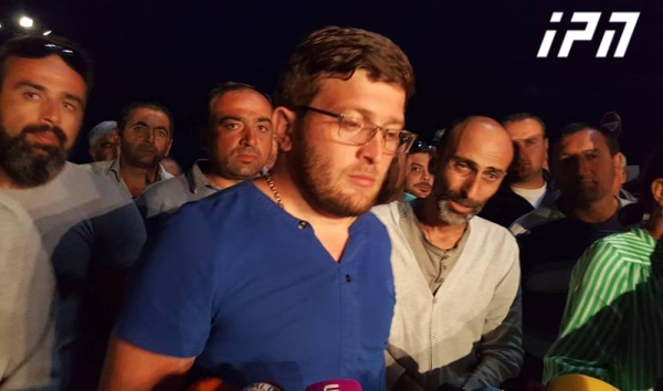 სატვირთო ავტომობილების მძღოლების ნაწილი ფინანსთა მინისტრს ვადას დღეს, 21:00 საათამდე აძლევს