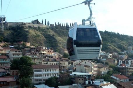 "ვარდების მოედანი" მთაწმინდის პარკს საბაგიროთი დაუკავშირდება