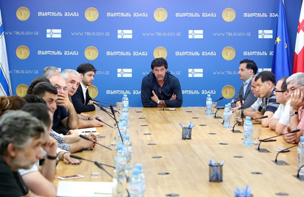 კახა კალაძემ სამშენებლო სფეროს წარმომადგენლებს თბილისის მიწათსარგებლობის გენერალური გეგმა გააცნო