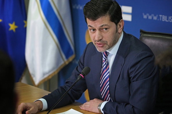 კახა კალაძემ მოადგილეებს, იმ ბაღების დროულად რეაბილიტაცია დაავალა, სადაც სააღმზრდელო პროცესი შეჩერებულია