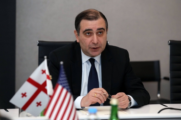 მიხეილ ჩხენკელი შენობიდან მინის ჩამოვარდნის შესახებ - შესაბამისი ორგანოებიდან ამ ტრაგედიის გამომწვევი ფაქტების უსწრაფეს გამოძიებას და შესაბამის რეაგირებას ველოდებით