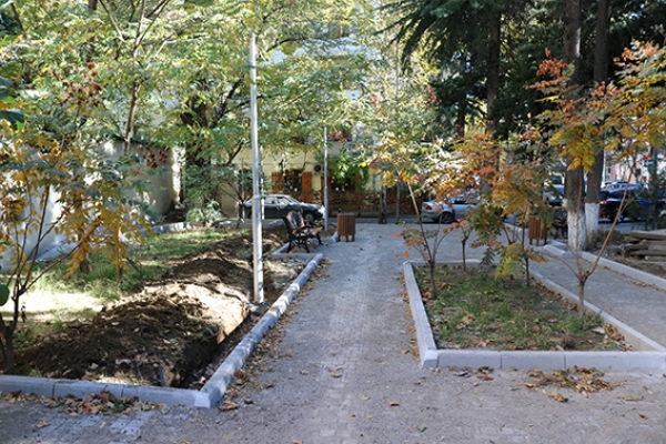 ყაზბეგის გამზირზე სკვერი მოეწყობა