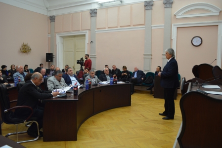 ბათუმის საკრებულოში სტანდარტებისა და მეტროლოგიის თემაზე სემინარი გაიმართა