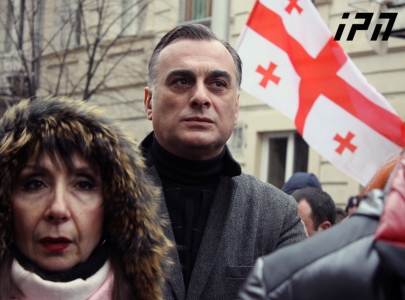 უზენაეს სასამართლოსთან მიმდინარე აქციას ტელეკომპანია „რუსთავი2“-ის წარმომადგენლები შეუერთდნენ