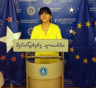 ელზა ჯმუხაძე - პროექტი "მის მკერდი 2016" მკერდის კიბოთი დაავადებული ქალბატონებისთვის მტკივნეულ დარტყმად შეიძლება ჩაითვალოს
