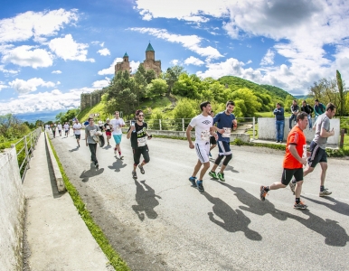 ლოპოტას გადასახვევიდან კავკასიონის ქედის გასწვრივ 8 მაისს მსოფლიო რბენა გაიმართება