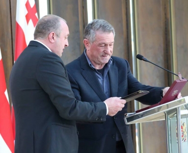 გიორგი მარგველაშვილმა ირინა ენუქიძე თამარ მეფის ორდენით დააჯილდოვა