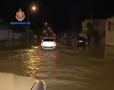 ბათუმში სამაშველო ჯგუფები დამატებით თბილისიდან, ზუგდიდიდან და ქუთაისიდან ჩავიდნენ