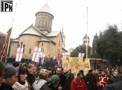 სიონის ტაძარი ხატს "საქართველოს იმედი" ზარების რეკვით შეხვდა 