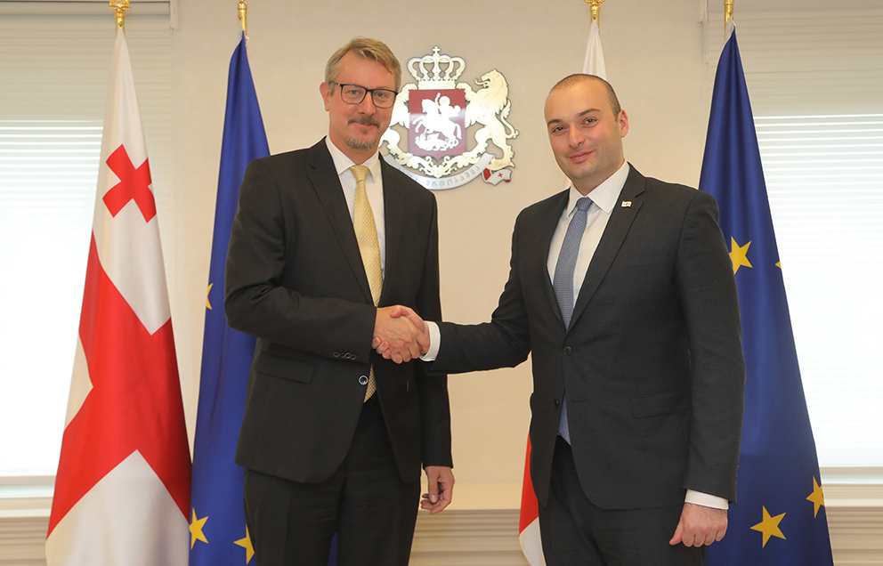 პრემიერმა და ევროკავშირის ელჩმა საქართველოს ევროპული ინტეგრაციის პროცესსა  და ქვეყანაში მიმდინარე რეფორმებზე ისაუბრეს