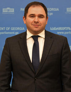 ნიკოლოზ სამხარაძე