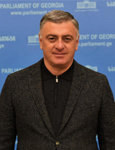 ირაკლი ხახუბია