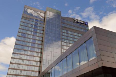 欧洲安全与合作组织议会大会代表团会见反对党