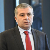 დავით ბაქრაძე