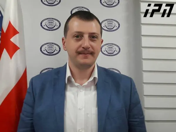 Deputy Public Defender deems the existence of Alt-Info party "national shame"