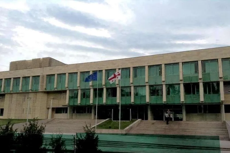 სუს-ი - საპროტესტო აქციებზე ან სხვა მასობრივი შეკრების ადგილებში უწყების თანამშრომლების მიერ სამსახურებრივი უფლებამოსილებების განხორციელება კანონდარღვევას არ წარმოადგენს