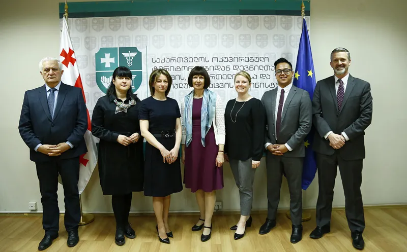 აშშ-ს ელჩის მოვალეობის შემსრულებელი - C ჰეპატიტის ელიმინაციის პროგრამა ძალიან წარმატებით მიმდინარეობს და ჩვენ სრულ ნდობას  ვუცხადებთ