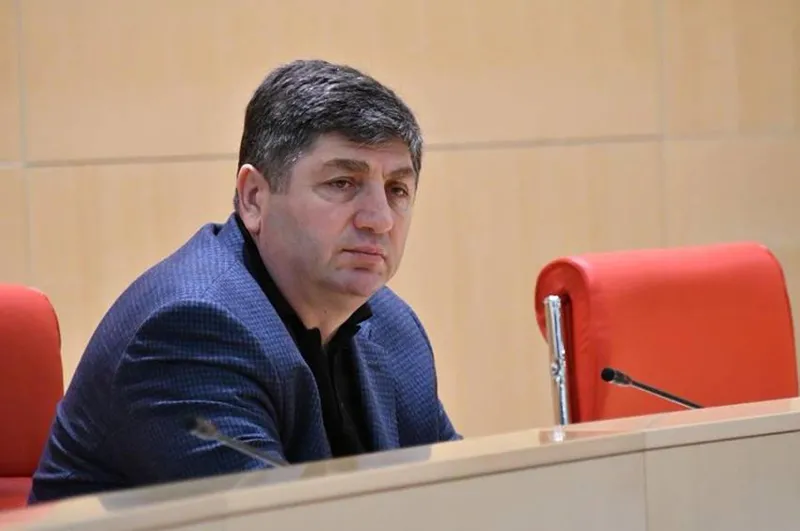 მარნეულის მაჟორიტარი - პანიკა არ არის საჭირო და არც ამის მიზეზები არსებობს, საჭიროა მეტი სიფრთხილე - უნდა შევაჩეროთ ვირუსის  გავრცელება