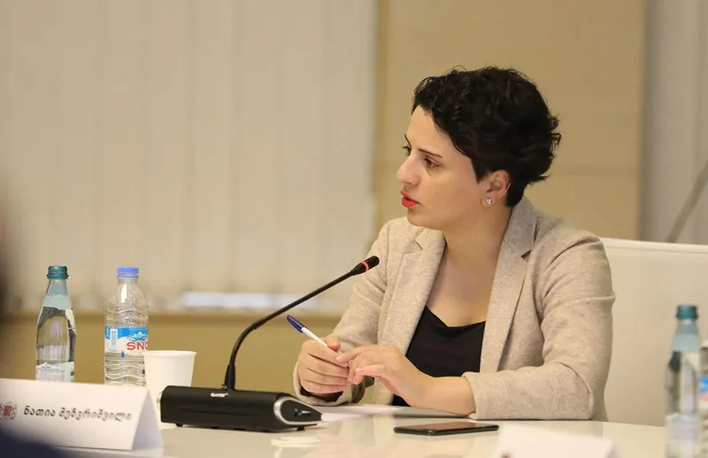ნათია მეზვრიშვილის განცხადებით, მთავრობა მუშაობს იმ პრობლემების მოსაგვარებლად, რომლებიც მოქალაქეებს სოციალურ ღონისძიებებზე დაწესებული შეზღუდვების გამო შეექმნათ