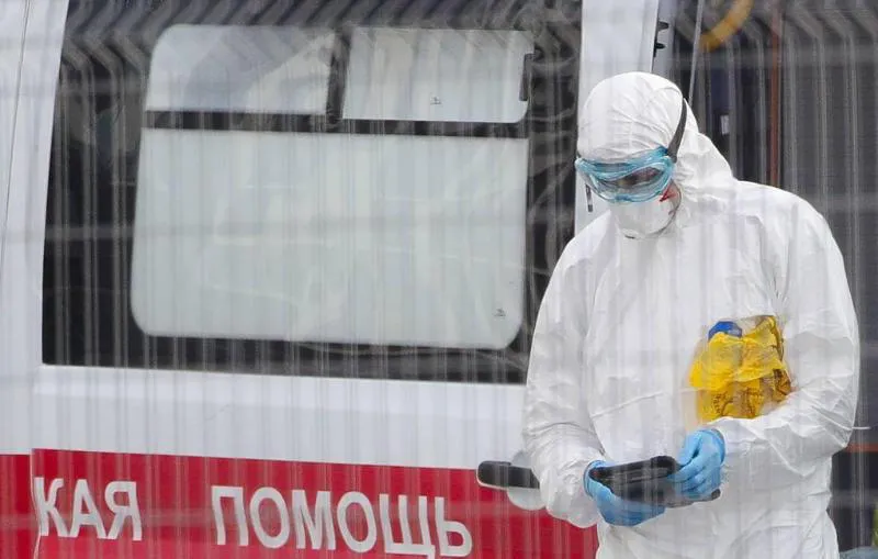 За сутки в России выявлено 2558 новых случаев коронавируса, умерли 18 человек