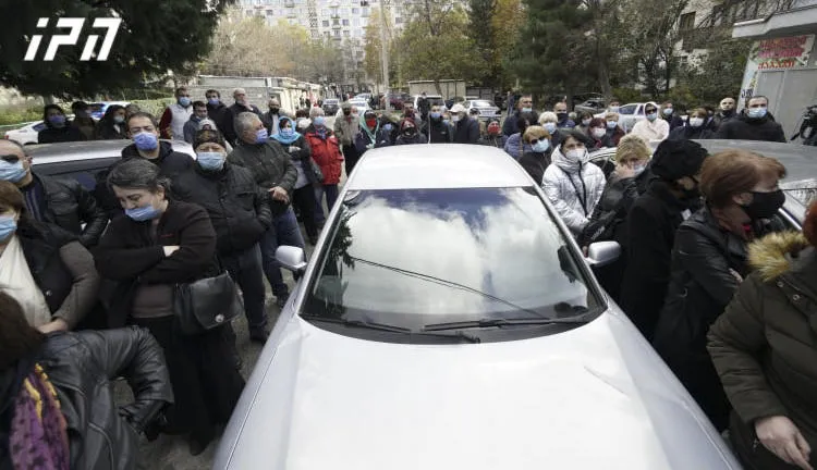 გლდანის მე-10 საოლქო საარჩევნო კომისიის შენობასთან საპროტესტო აქცია დასრულდა