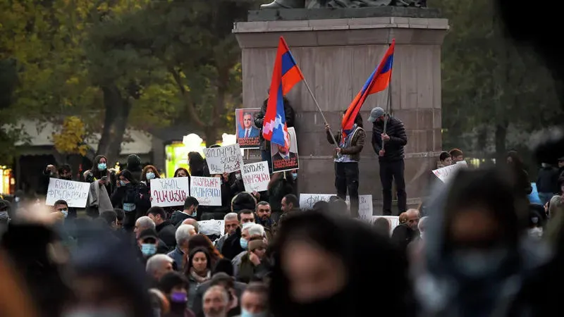 В Ереване проходят акции оппозиции и сторонников Никола Пашиняна