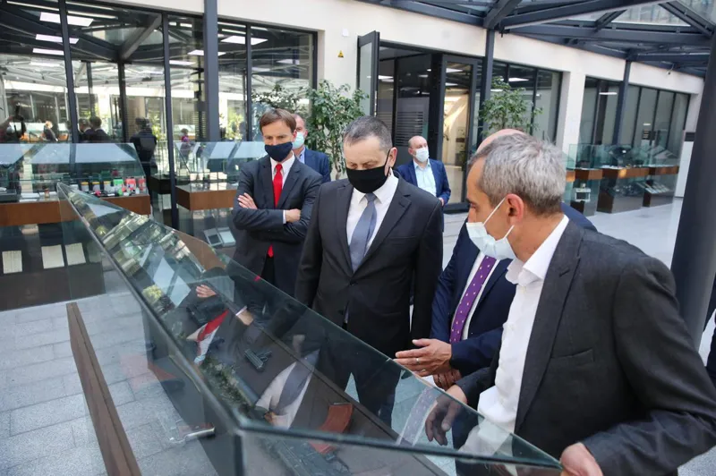 პოლონეთის პოლიციის დელეგაცია შსს-ს საექსპერტო-კრიმინალისტიკურ დეპარტამენტს ესტუმრა