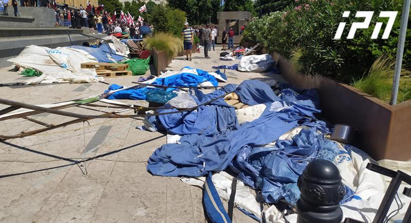 Opponents of Pride Week remove tents set up in front of Parliament