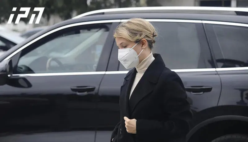 Nino Lomjaria arrives at Vivamed clinic to visit Mikheil Saakashvili