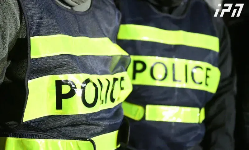 Police detain 4 minors for theft