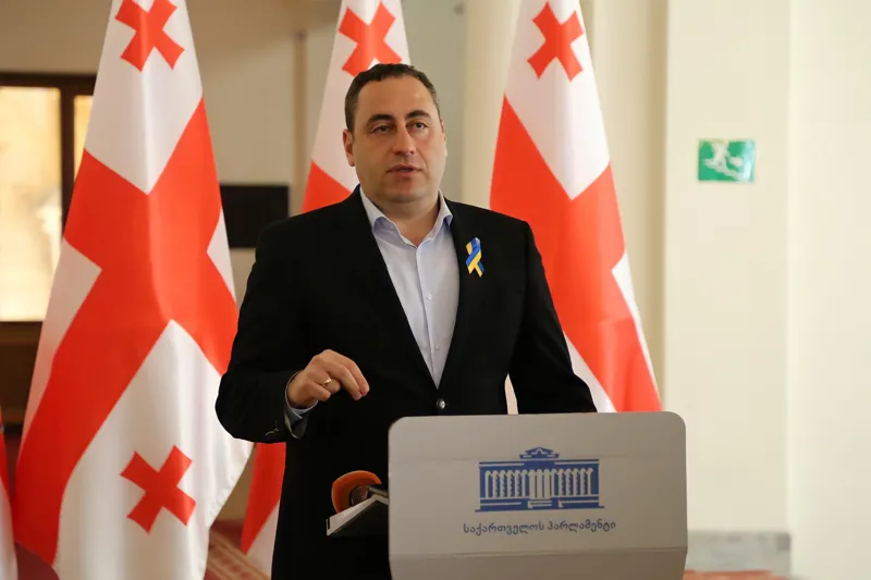 გიორგი ვაშაძე - ეს არის სახედაკარგული "ქართული ოცნების” ნათელი მაგალითი - ამერიკის საელჩოში თუ ფიზიკური ანგარიშსწორება მოხდებოდა დეპუტატების მხრიდან, ამას ვინმე წარმოიდგენდა?!