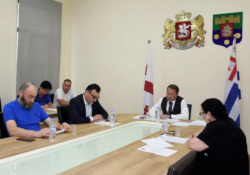 აჭარის უმაღლესი საბჭოს საკონსტიტუციო, იურიდიულ და საპროცედურო საკითხთა კომიტეტის სხდომაზე უსკო-ს წევრობის კანდიდატებს მოუსმინეს