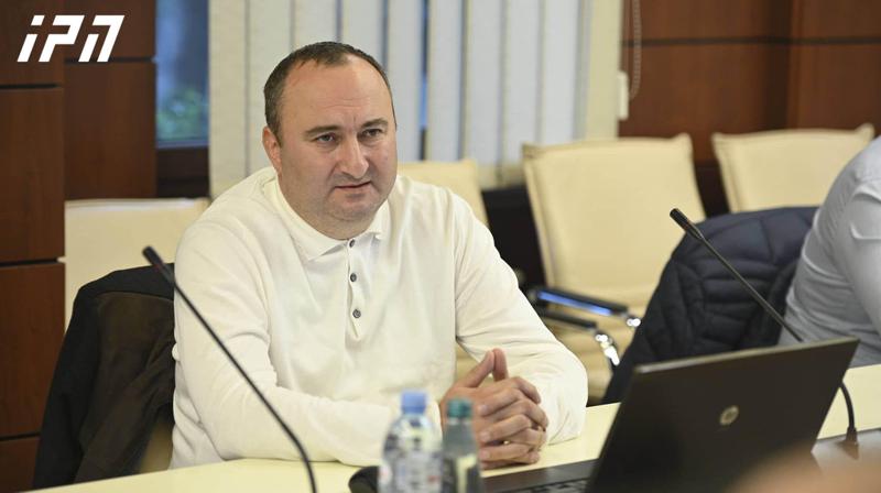 列万·穆鲁西泽：别索·阿拉维泽确实在指责，他已经到了这种地步——他们利用他进行针对司法系统的肮脏公关，并将其安排在选举期间。