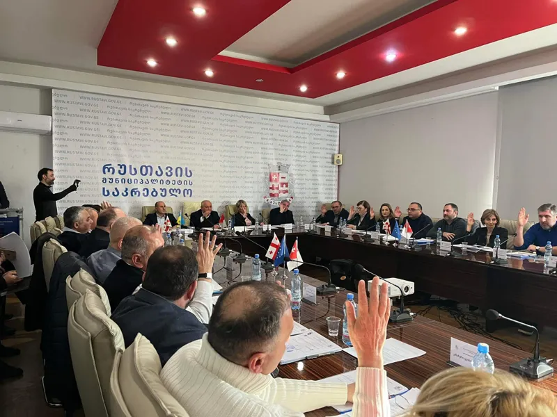 რუსთავის საკრებულომ ქალაქის 2023 წლის ბიუჯეტს მხარი მეორე მოსმენით დაუჭირა