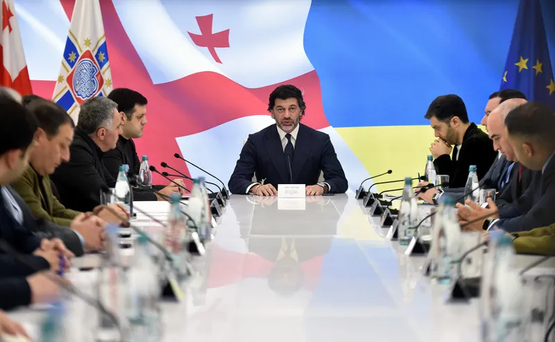 კახა კალაძის განცხადებით, ავარიული სახლების ჩანაცვლების პროგრამის ფარგლებში, ვარკეთილის მესამე მასივში, რიგით მეოთხე პროექტი განხორციელდება