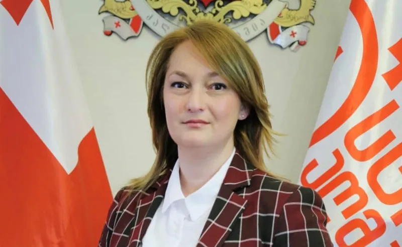 ნანა ტოხვაძე - მორალი და ღირსება არც ასაკთან ერთად მოდის, არც არსად მიდის