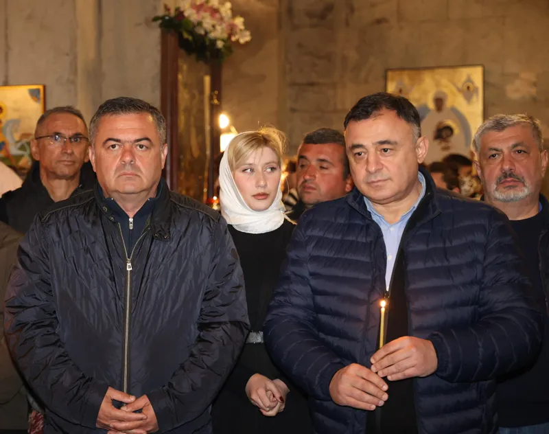 ბოლნისის მუნიციპალიტეტის მერმა აღდგომის ბრწყინვალე დღესასწაული მოსახლეობას ტრადიციულად ბოლნისის სიონის საკათედრო ტაძრიდან მიულოცა