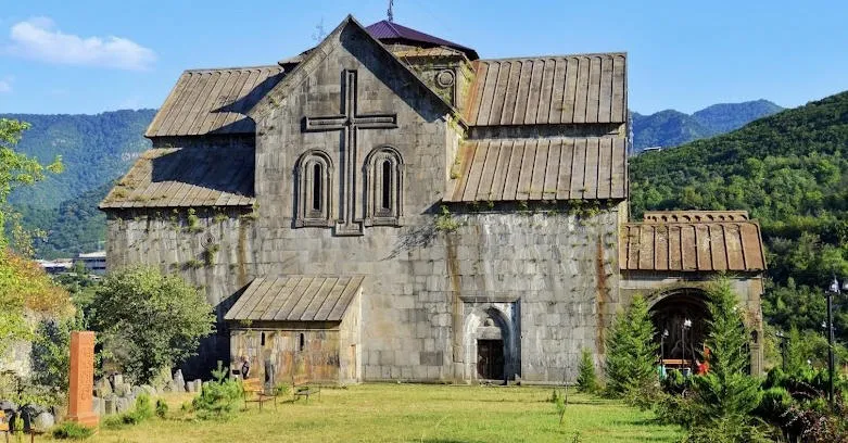რელიგიის სააგენტოს დელეგაცია ახტალას მონასტერში იმყოფებოდა