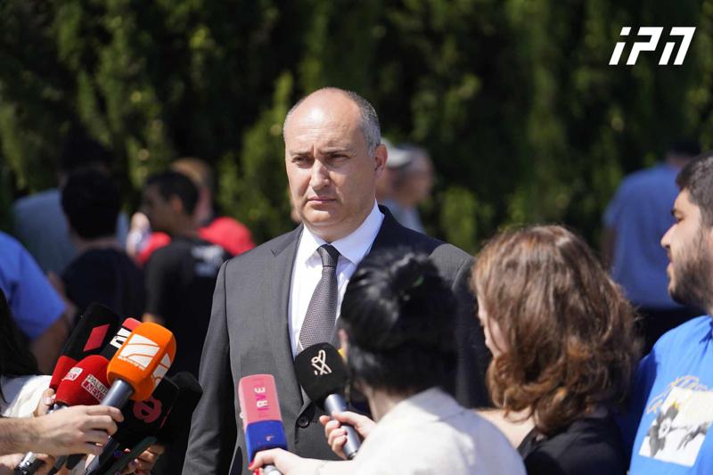 SSG: Juansher Burculadze 的家人以 544,000 欧元的价格在西班牙购买了一座房子，以隐藏一笔特别大额财产的来源。这没有被申报，而且他进行了 1,593,212 格鲁吉亚拉里收入的合法化。