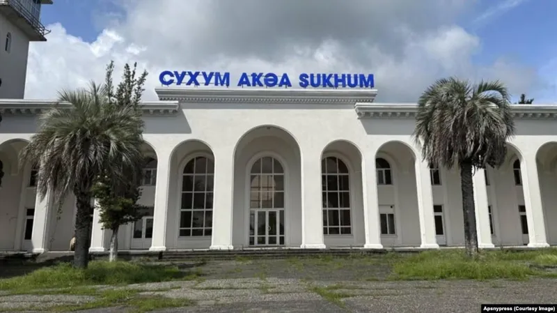 In Abkhazia, it is planned to evict residents from the area surrounding the airport - part of the population does not agree with the decision