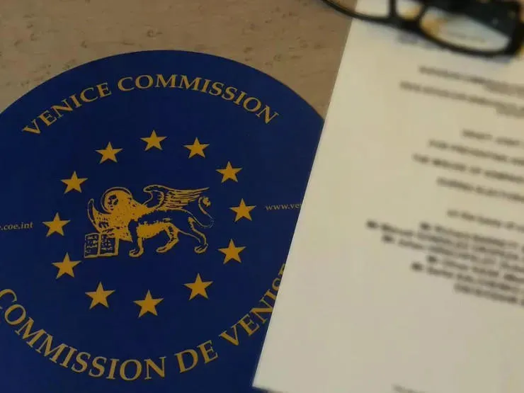 Venice Commission publishes opinion on the “Foreign Agents Registration” law and amendments to the “Law on Grants”