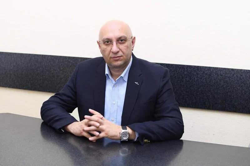 帕塔·达维塔亚——针对苏呼米州立大学的行动展示了阿布哈兹政策和我们的国家利益在国家内部是多么被破坏。