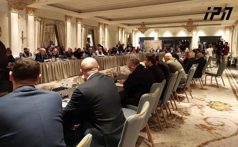 ცესკოს თავმჯდომარისა და პოლიტიკური პარტიების ლიდერების შეხვედრა ხმაურის ფონზე მიმდინარეობს