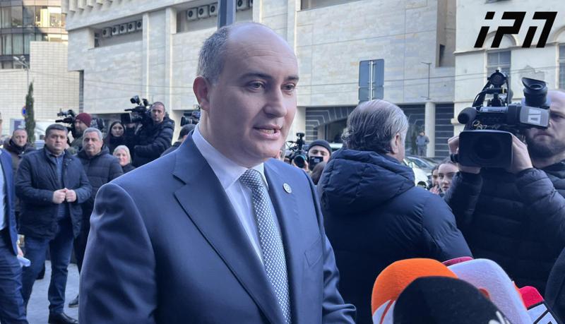 Juansher Burchuladze 关于前国防机构雇员和他妻子的兄弟被拘留的评论：“我认为这里没有任何政治利益或议程，或者这与我或前总理有关。如果我的亲属卷入了一些事情，他们应该受到惩罚”