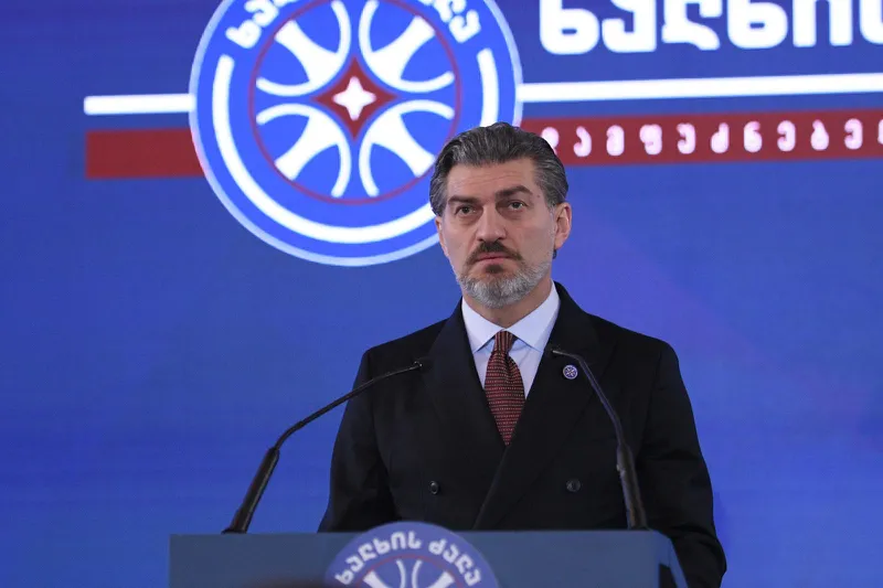 მიხეილ ყაველაშვილი -  ქომაგებს ვთხოვ, დორტმუნდში, სტადიონზე დავით ყიფიანის ბანერი გაშალონ, რათა მთელმა მსოფლიომ იცოდეს, ვისი შთამომავლები თამაშობენ დღეს ქართულ ფეხბურთში