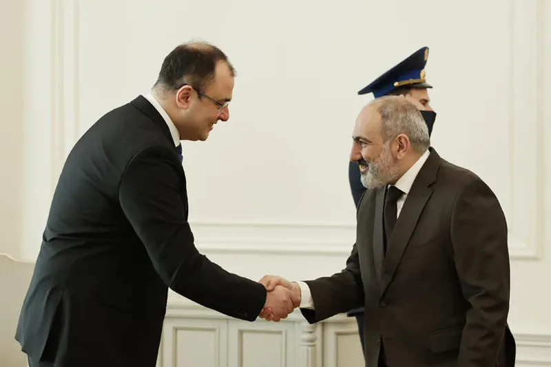 Վրաստանի Արդարադատության նախարար Ռատի Բրեգաձեն հանդիպել է Հայաստանի վարչապետ Նիկոլ Փաշինյանի հետ
