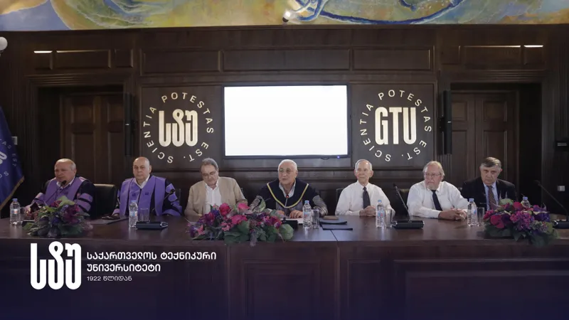 საქართველოს ტექნიკური უნივერსიტეტის რექტორმა, აკადემიკოსმა დავით გურგენიძემ ქართველ და ამერიკელ მკვლევრებს საპატიო ჯილდოები გადასცა