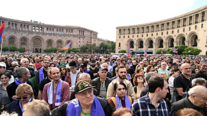 ერევანში ნიკოლ ფაშინიანის გადადგომის მოთხოვნით საპროტესტო აქცია იმართება